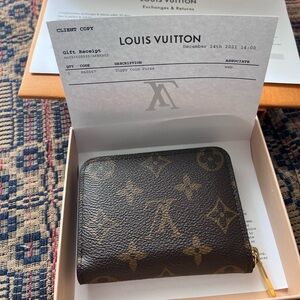 Authentic Louis Vuitton Monogram Zippy Coin Wallet